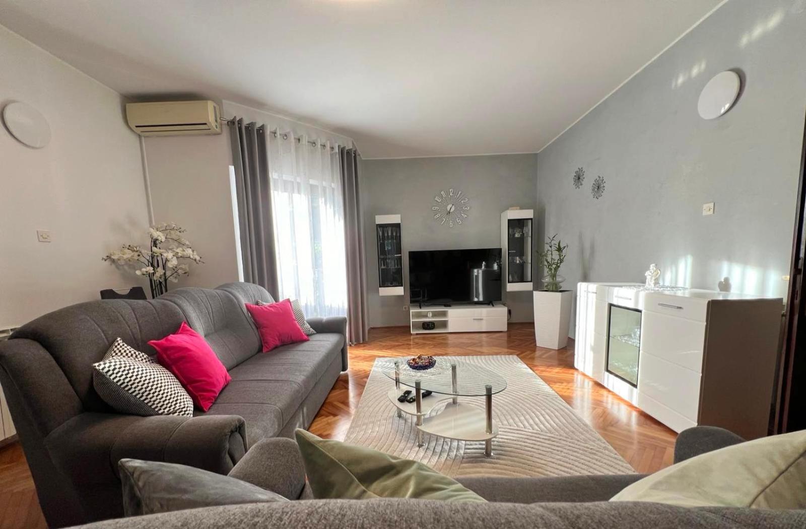 Apartment Tigo - 2 Bedrooms, 2 Bathrooms, Terrace And Big Garden Fažana Екстериор снимка
