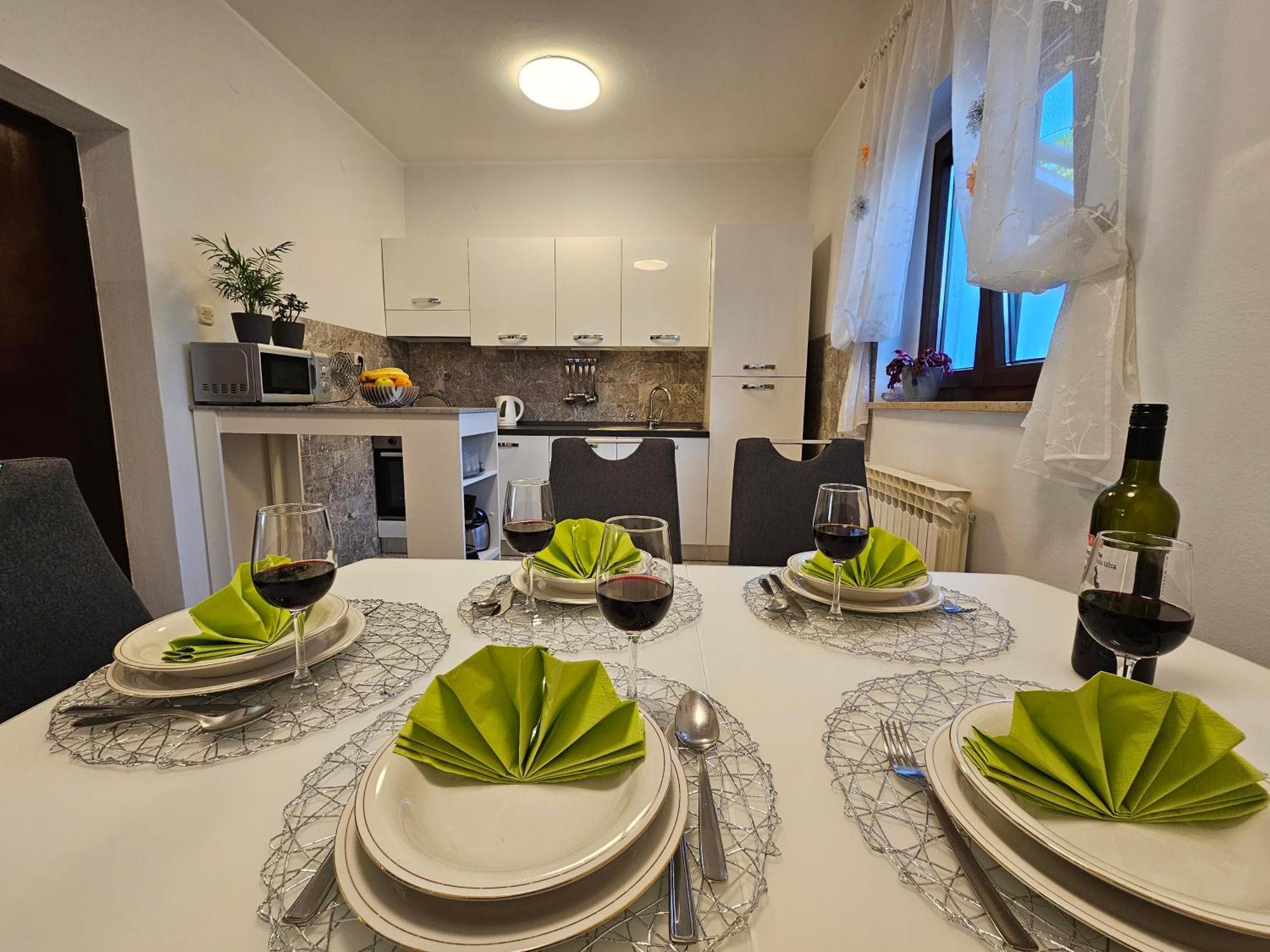 Apartment Tigo - 2 Bedrooms, 2 Bathrooms, Terrace And Big Garden Fažana Екстериор снимка
